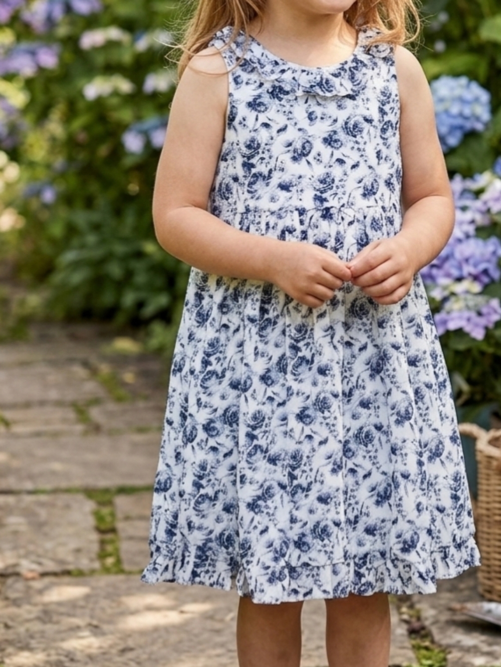 LAURA ASHLEY Vintage Floral Sleeveless Kids Dress - Blue and White 6X (girl )